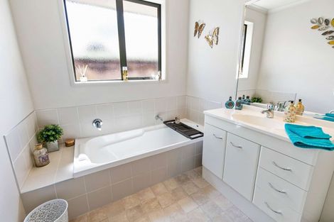 Photo of property in 11 Christy Brown Place, Leamington, Cambridge, 3432