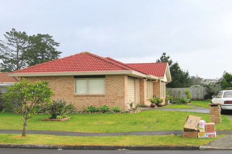 Photo of property in 3 Davington Way, Burswood, Auckland, 2013