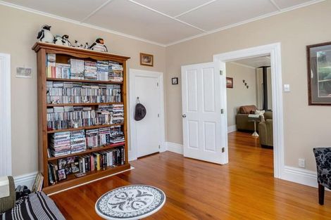 Photo of property in 102 Perry Street, Masterton, 5810