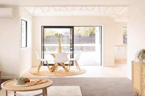 Photo of property in 35 Cuffs Road, Wainoni, Christchurch, 8061