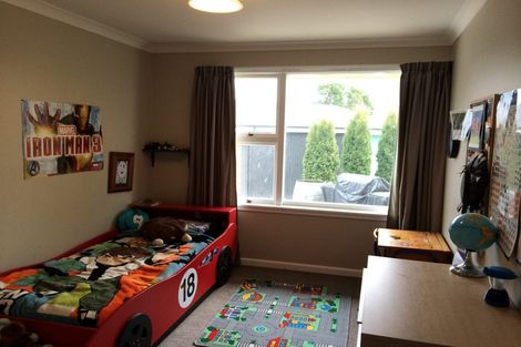 Photo of property in 14 Cherryburton Place, Shirley, Christchurch, 8013