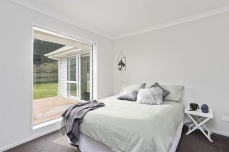 Photo of property in 33 Forest Drive, Parklands, Christchurch, 8083