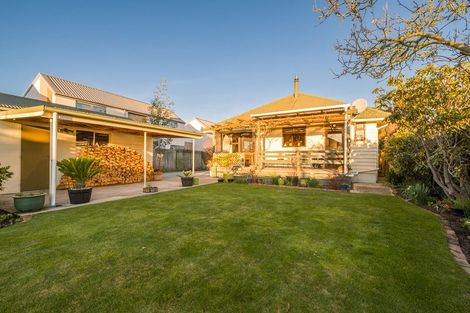 Photo of property in 55 Frankleigh Street, Somerfield, Christchurch, 8024