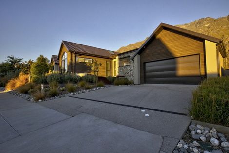 Photo of property in 66 Spur Ridge Rise, Jacks Point, 9371