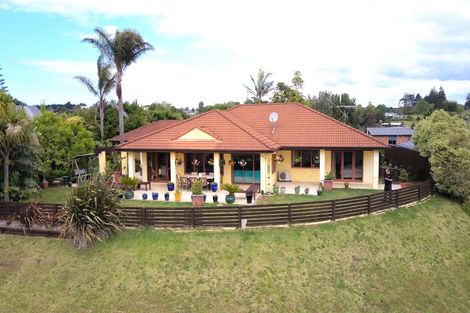 Photo of property in 33 Rarere Terrace, Kerikeri, 0230