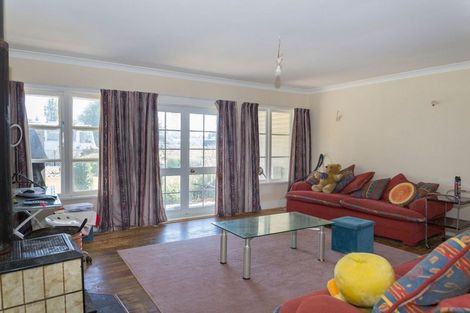 Photo of property in 15 Mathew Street, Dannevirke, 4930