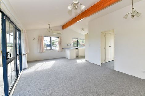 Photo of property in 220 Anderson Road, Helensville, 0875