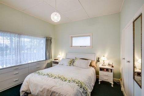 Photo of property in 5 Burness Road, Greenmeadows, Napier, 4112