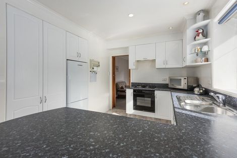 Photo of property in 5 Patutu Grove, Trentham, Upper Hutt, 5018