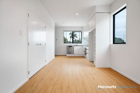 Photo of property in 4/800 Chapel Road, Northpark, Auckland, 2016