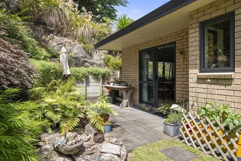 Photo of property in 56 Aquarius Drive, Kawaha Point, Rotorua, 3010