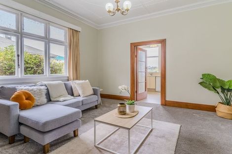 Photo of property in 35 Clifford Street, Dalmore, Dunedin, 9010