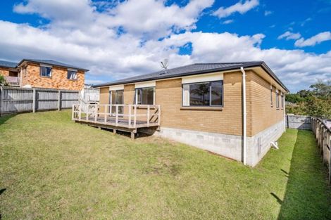 Photo of property in 54a Candia Road, Swanson, Auckland, 0614