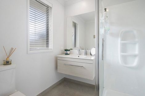 Photo of property in 1 Vantage Place, Omokoroa, 3114