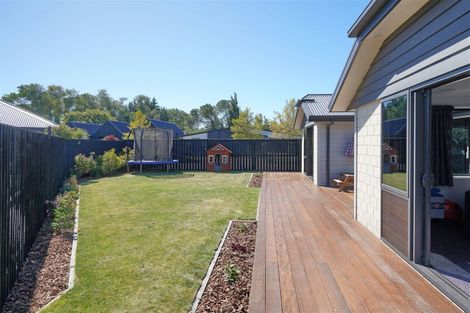 Photo of property in 4 Kohunga Crescent, Bottle Lake, Christchurch, 8083