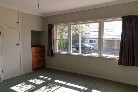 Photo of property in 18 Puketapu Road, Taradale, Napier, 4112