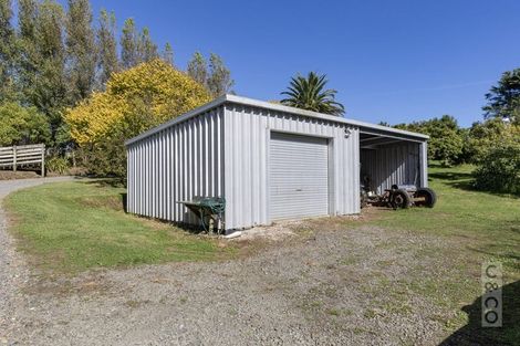 Photo of property in 1226 State Highway 16, Waimauku, 0883