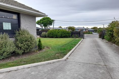 Photo of property in 23 Barclay Place, Burwood, Christchurch, 8061