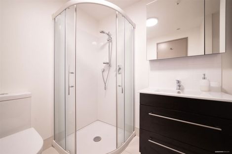 Photo of property in La Residence Du Lac, 35/527 Frankton Road, Queenstown, 9300