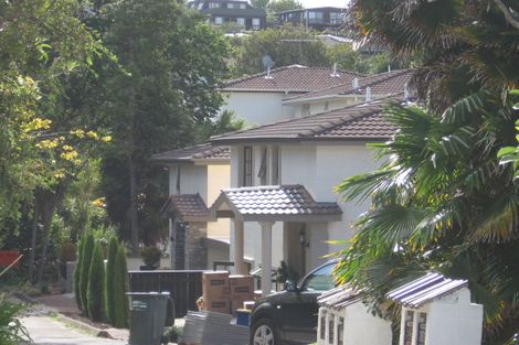 Photo of property in 2/28 Penning Road, Castor Bay, Auckland, 0620