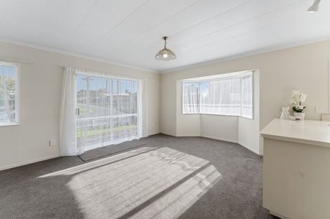 Photo of property in 31 Fitzroy Road, Fitzroy, New Plymouth, 4312