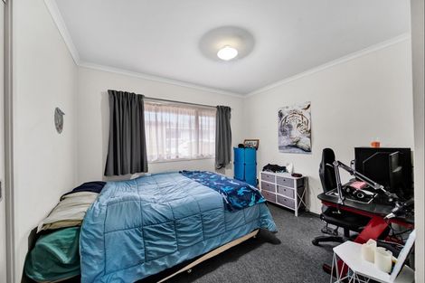 Photo of property in 12a Stuart Place, Blagdon, New Plymouth, 4310