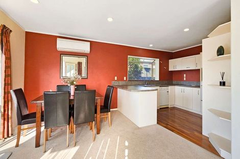 Photo of property in 74 Tawavale Street, Pukehangi, Rotorua, 3015