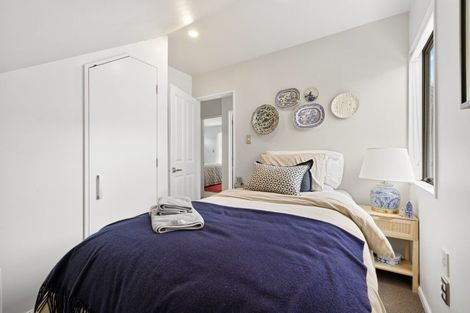 Photo of property in 120 Springfield Road, St Albans, Christchurch, 8014