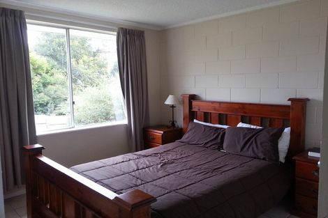 Photo of property in 77 Seabrook Avenue, New Lynn, Auckland, 0600