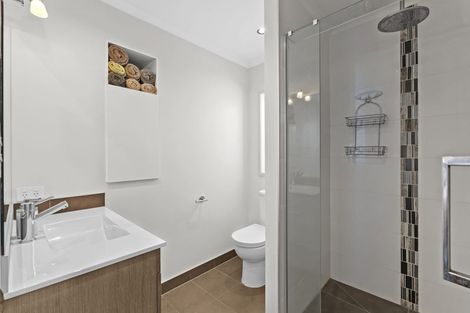 Photo of property in 126 Maire Road, Orewa, 0931