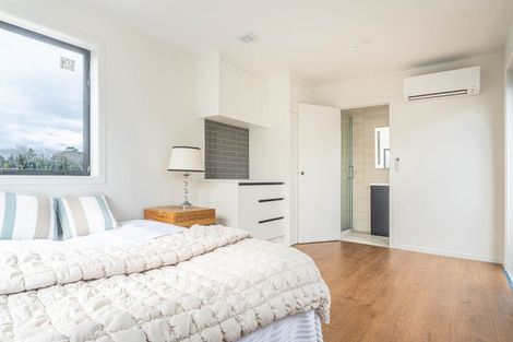 Photo of property in 1 Whiteywood Street, Westgate, 0814