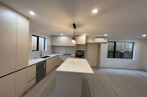 Photo of property in 36a Pukaki Road, Mangere, Auckland, 2022