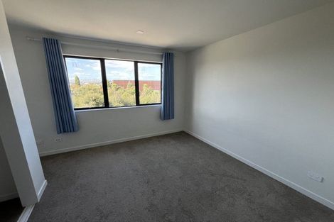 Photo of property in 11 Kaha Road, Takanini, 2110