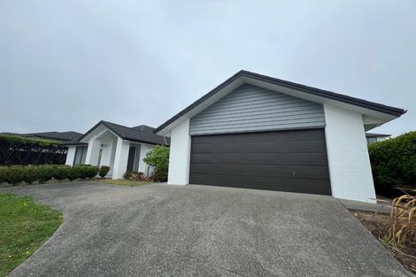 Photo of property in 12 Boocock Crescent, Orewa, 0931