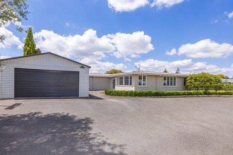 Photo of property in 8 Williams Place, Fairfield, Hamilton, 3214