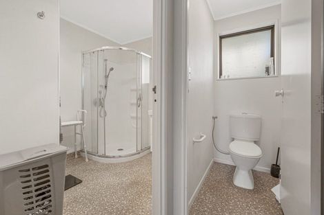 Photo of property in 5b Clemow Road, Fitzroy, New Plymouth, 4312