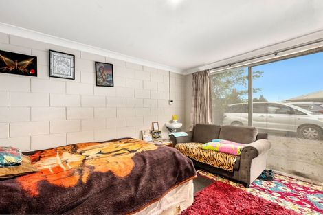 Photo of property in 53 Mountain Road, Western Heights, Rotorua, 3015