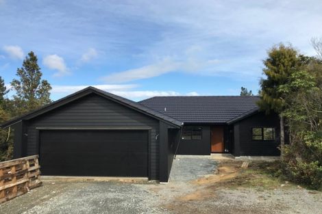 Photo of property in 45 Mount Marua Way, Timberlea, Upper Hutt, 5018
