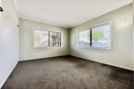 Photo of property in 10 Nicholson Avenue, Papatoetoe, Auckland, 2025