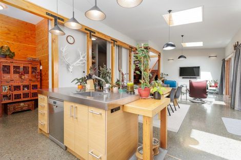 Photo of property in 246 Centrewood Park Road, Waimate, 7977