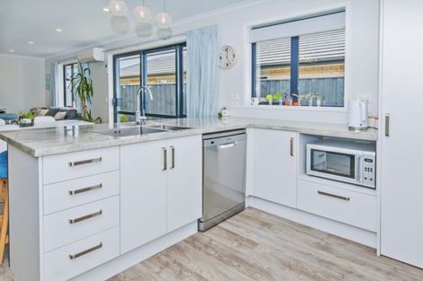 Photo of property in 43 Moreton Green, Rolleston, 7615