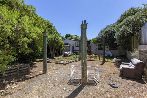 Photo of property in 38 Tiromoana Road, Raumati South, Paraparaumu, 5032