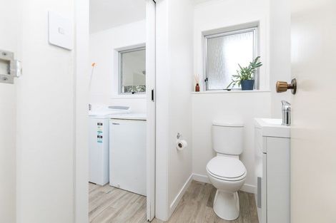 Photo of property in 5 Woodstock Crescent, Leamington, Cambridge, 3432