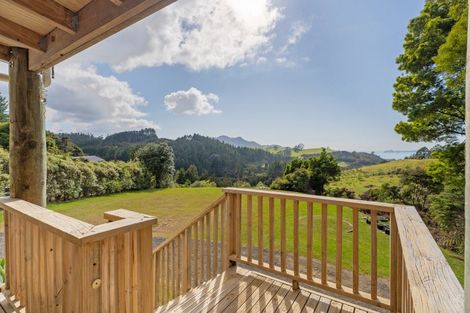 Photo of property in 22 Spikes Way, Whitianga, 3510