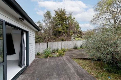 Photo of property in 27a Keegan Drive, Massey, Auckland, 0614