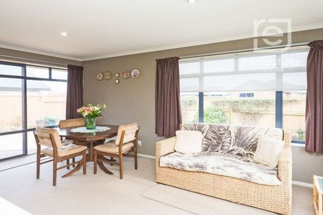 Photo of property in 26 Geneva Terrace, Kelvin Grove, Palmerston North, 4414
