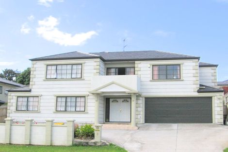 Photo of property in 3 Maidstone Place, Oteha, Auckland, 0632