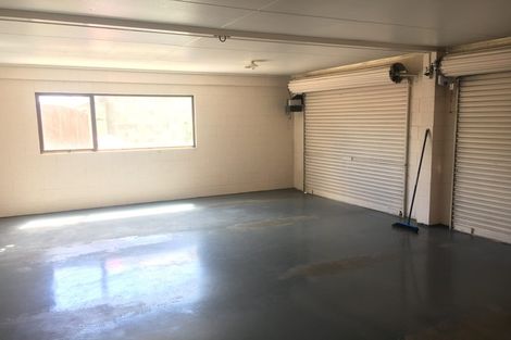 Photo of property in 21 Madill Road, St Andrews, Hamilton, 3200