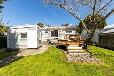 Photo of property in 131 Lemon Street, New Plymouth, 4312