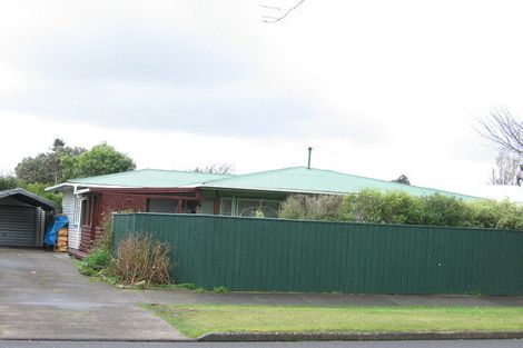 Photo of property in 67 Churchill Avenue, Hokowhitu, Palmerston North, 4410